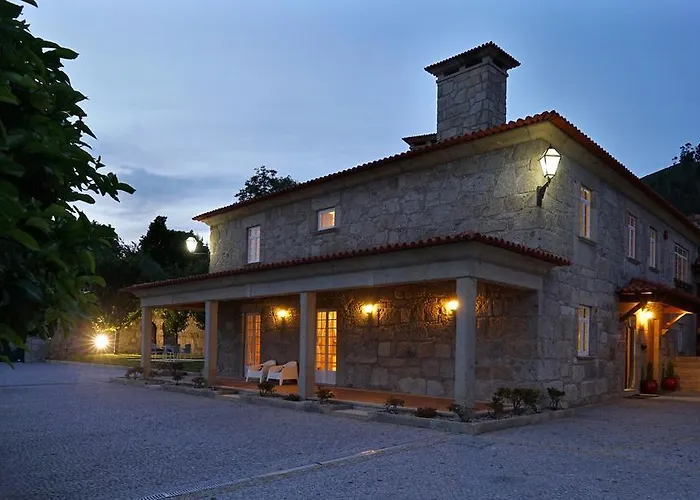 Casa Da Torre Tatil Evi Portela de Vade